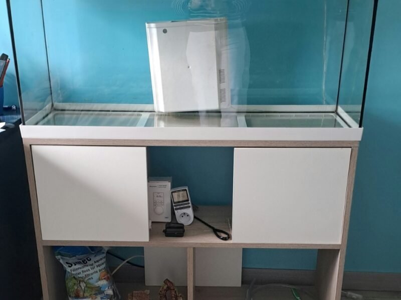 Aquarium zoolux iseo 100 litre tout équipé avec meuble et accessoires
