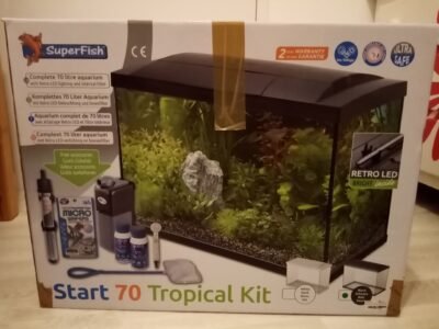 Aquarium 70L avec pompe, lumière, chauffage